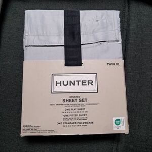 HUNTER Brushed Twin XL Premium Quality OEKO-TEX 3 Pcs Sheet Set.